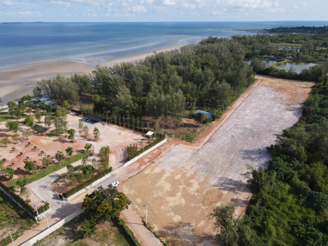 ** ด่วน! ขายถูก !!  ที่ดินติดทะเล 3 ไร่ (หาดส่วนตัว)  ระยอง สวย ทำเลดี ใกล้แหลมแม่พิมพ์ อ่าวไข่